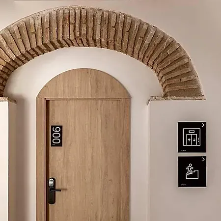 Hostal Líbere Patio Santa Marta Córdoba